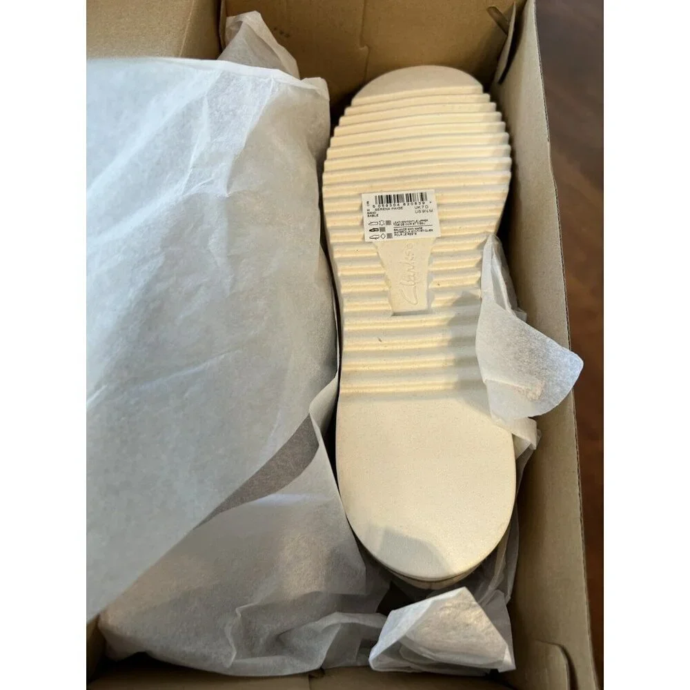 Clarks Serena Paige Espadrille Slip-on Loafers Sand &‎ White Striped 9.5 M NEW